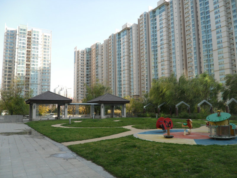 季景沁园 207号楼1层103号