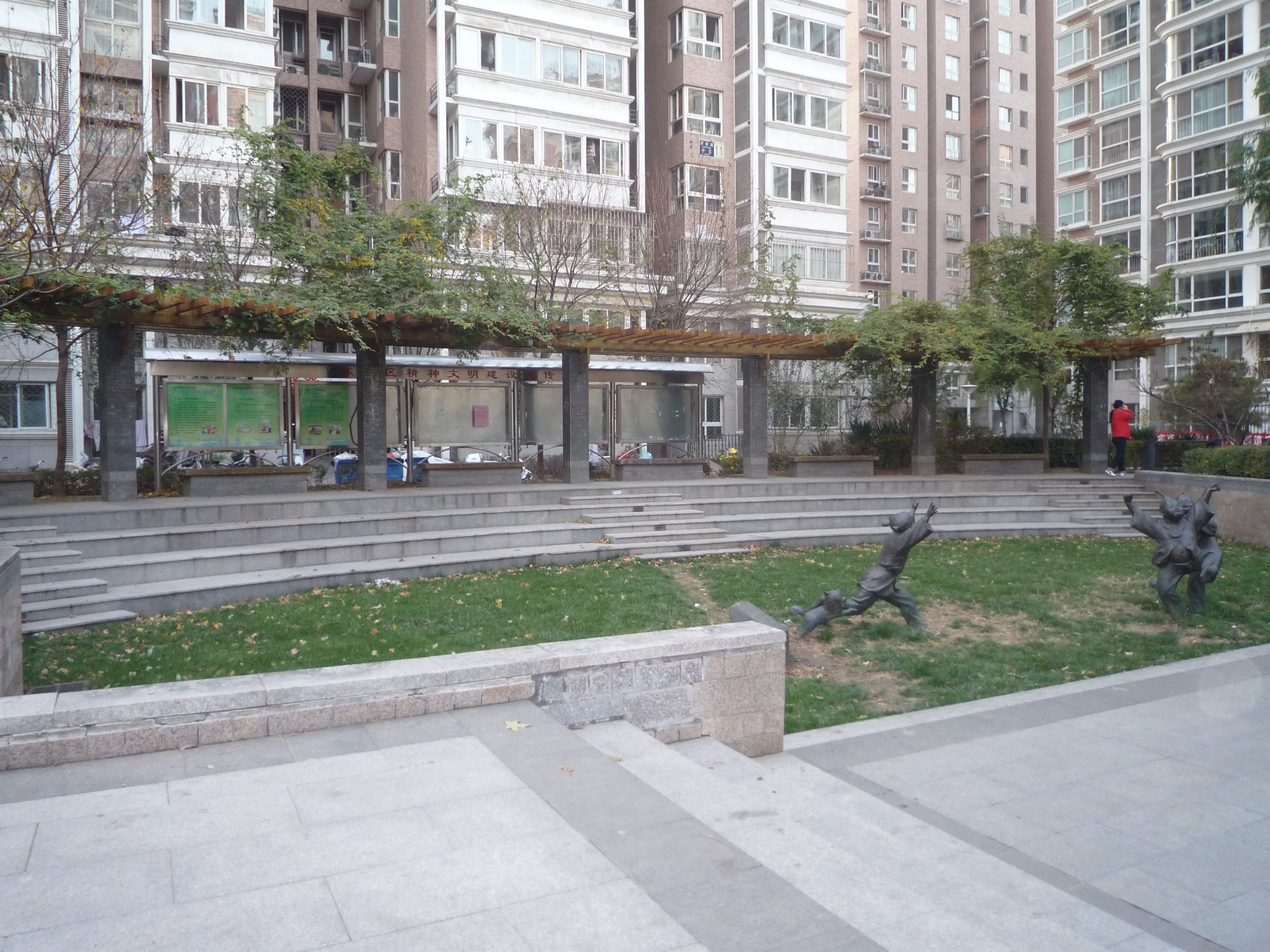 东城区国瑞城中区7号楼2单元102室