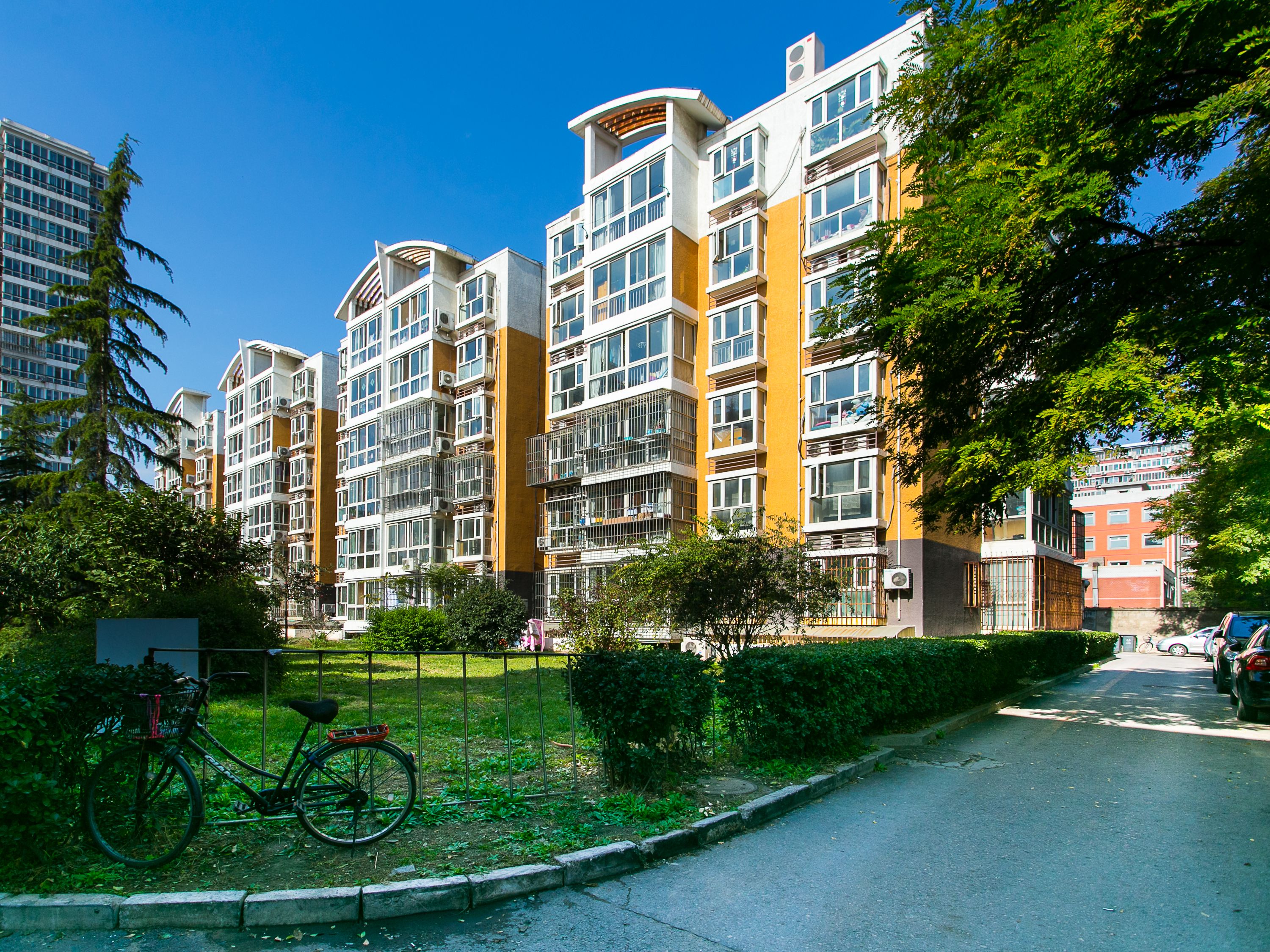 角门南路48号院6号楼3层2单元301号