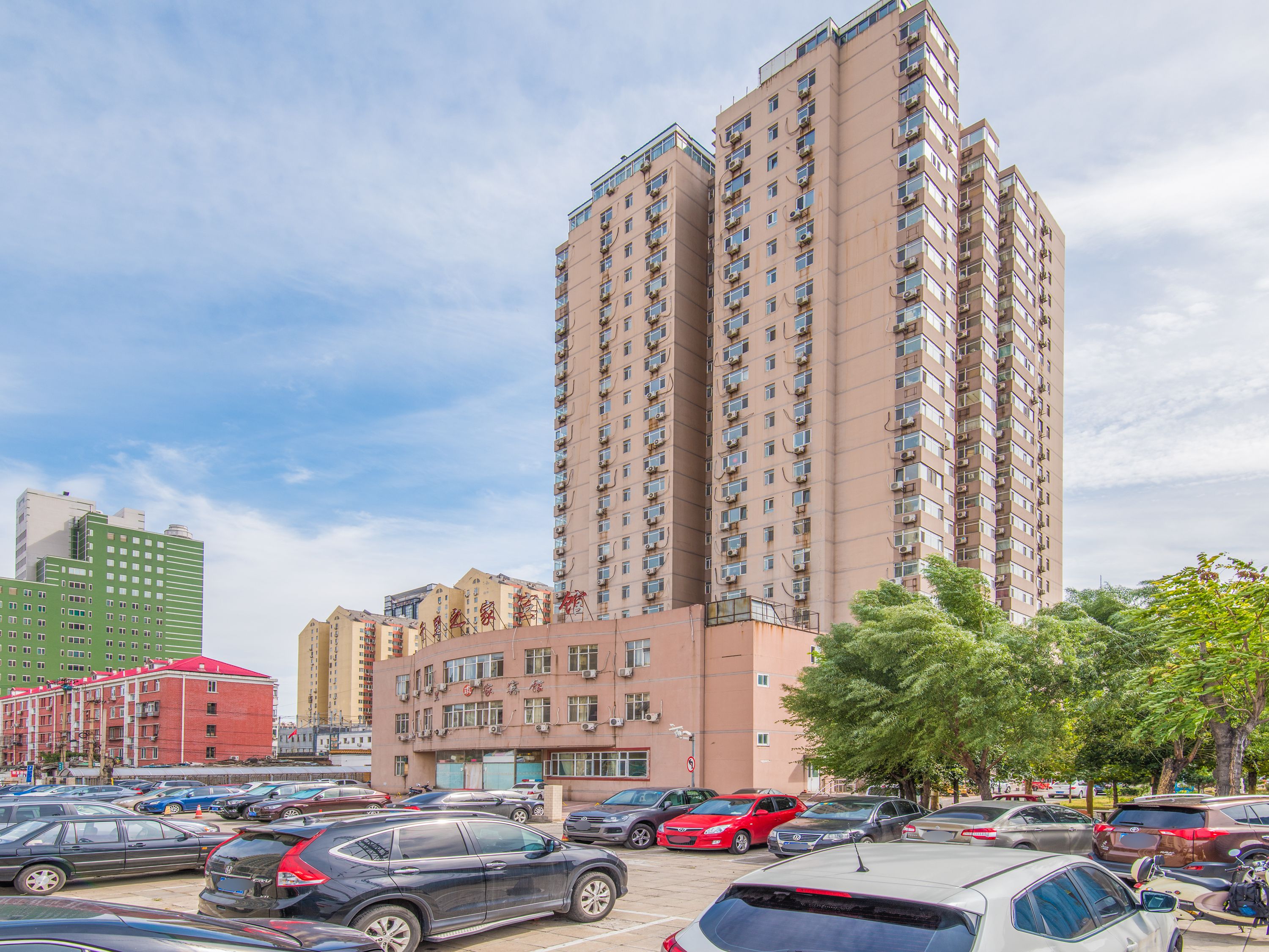 莲花河东侧路1号院6号楼4层401