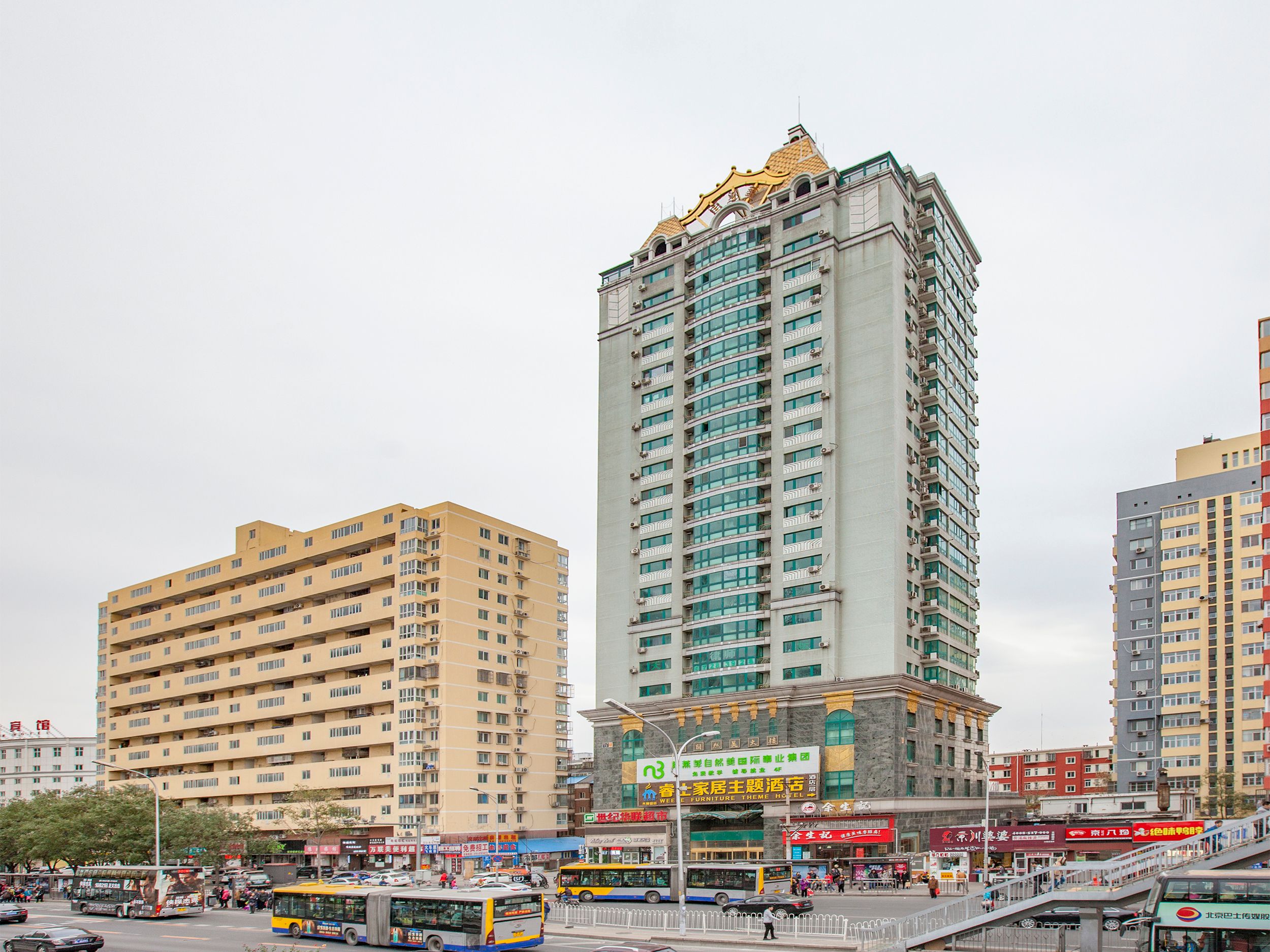 自然美12层1204号