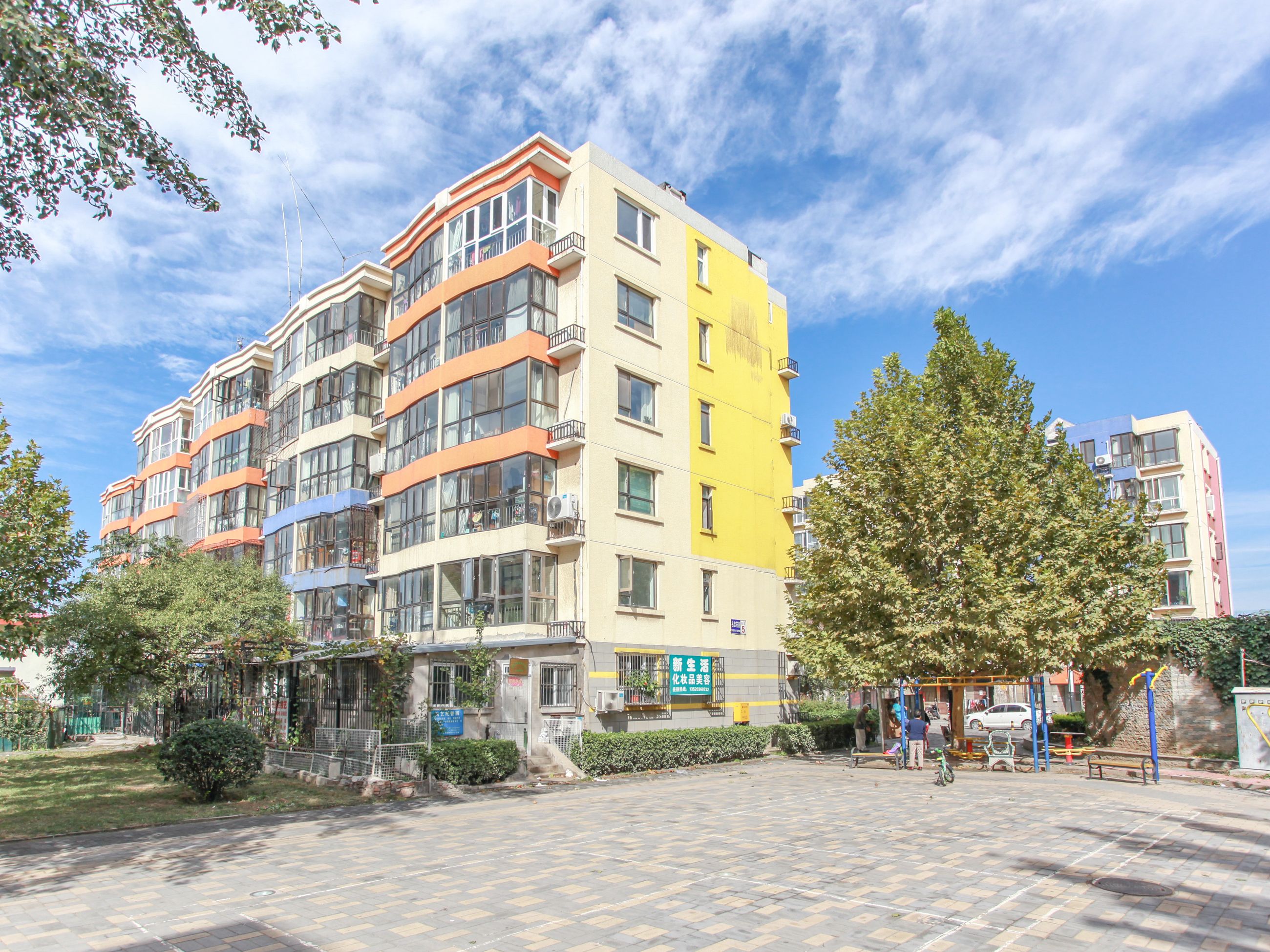 龙兴园中区13号楼5层4单元502号