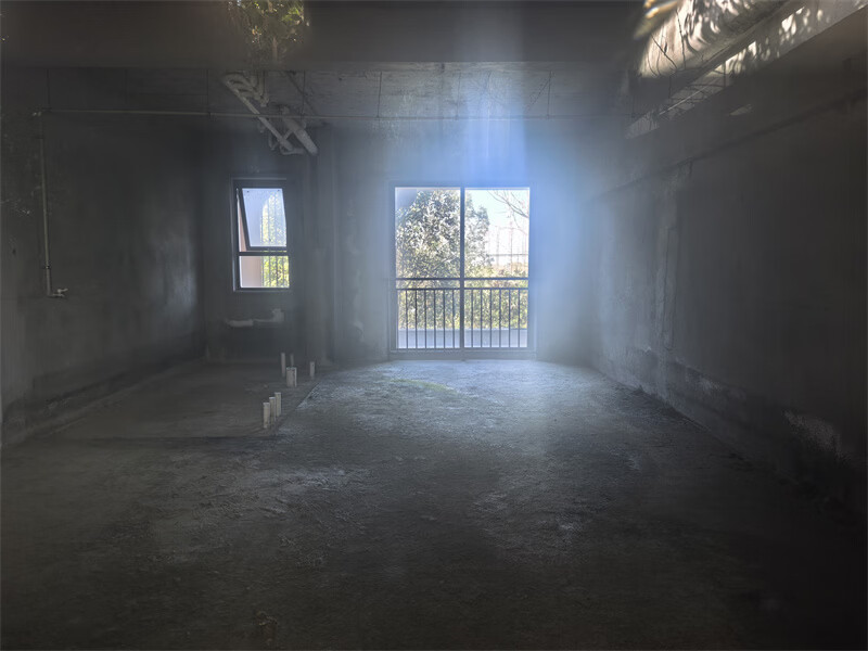 东亚上北中心10号楼5层1单元605号