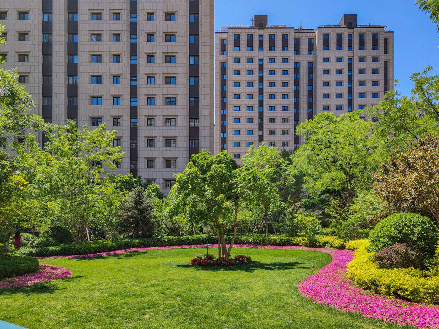 四海路5号院19号楼4层1单元402