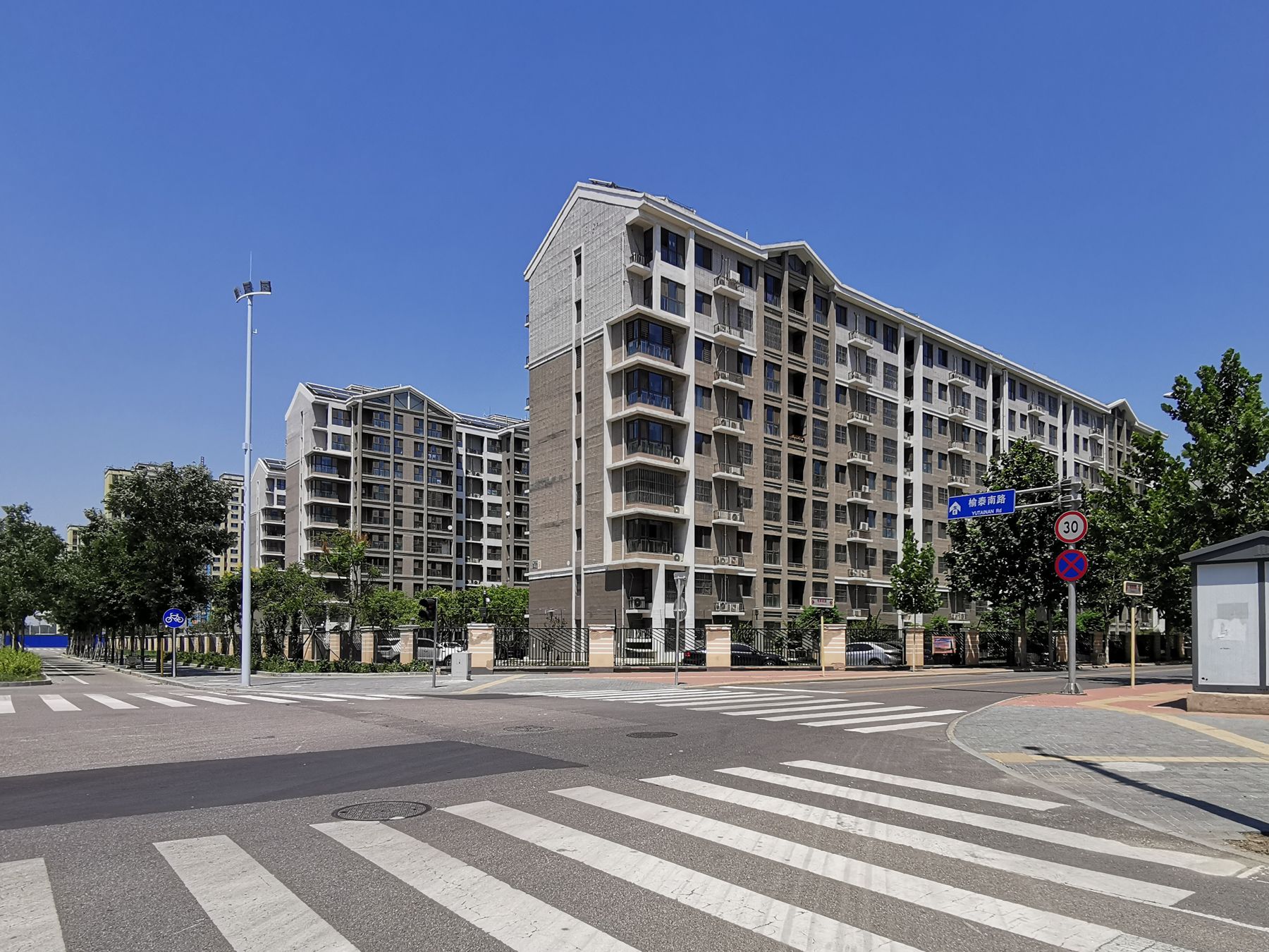 榆垡新城嘉园B区 2号楼7层3单元702号