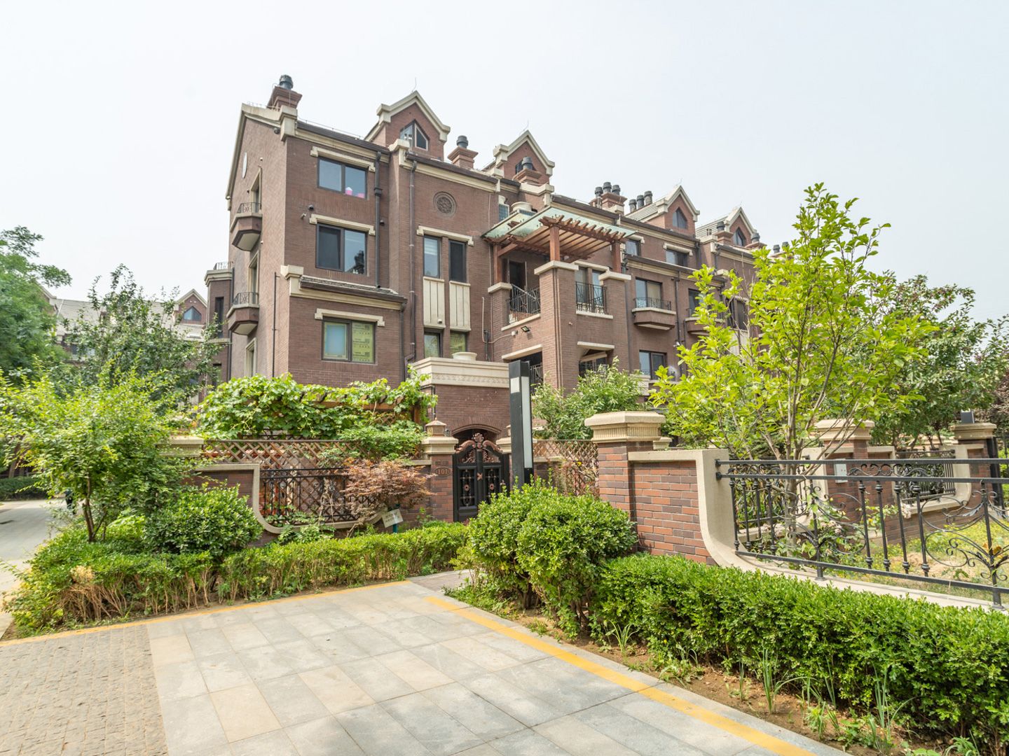 北京城建海梓府15号楼-1-1层5单元102号