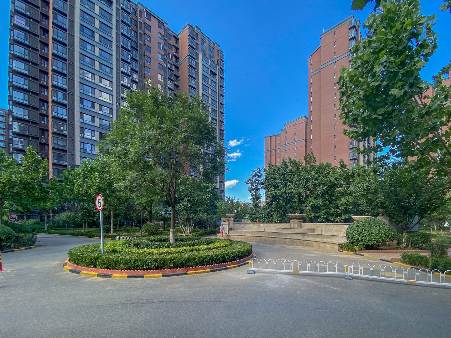 德润街6号院8号楼11层1114