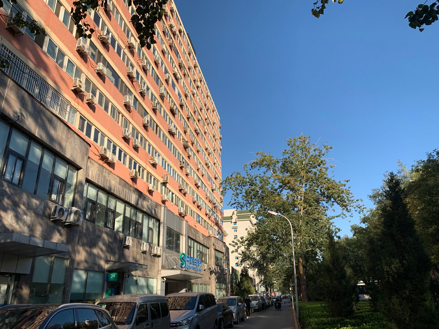 复兴路甲65号楼4层408号房产一套