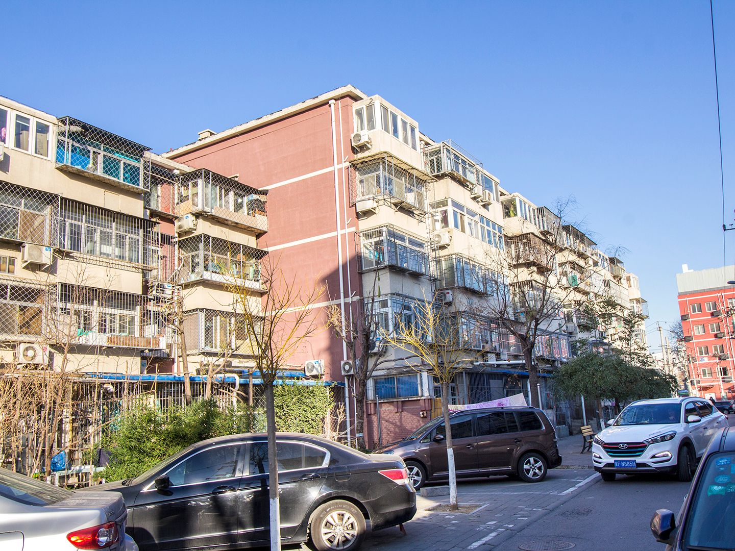 展春园14号楼3层1033