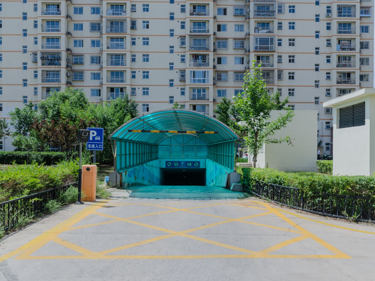 柏泉庄园雁鸣园B区 9号楼12层1单元1203号