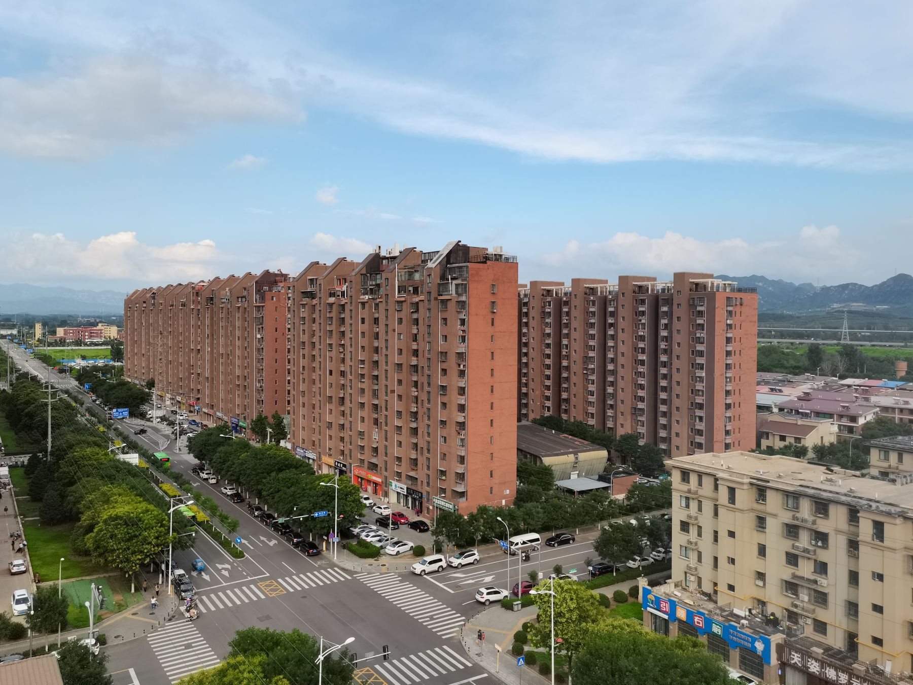 柏林山水 49号楼-1-302号
