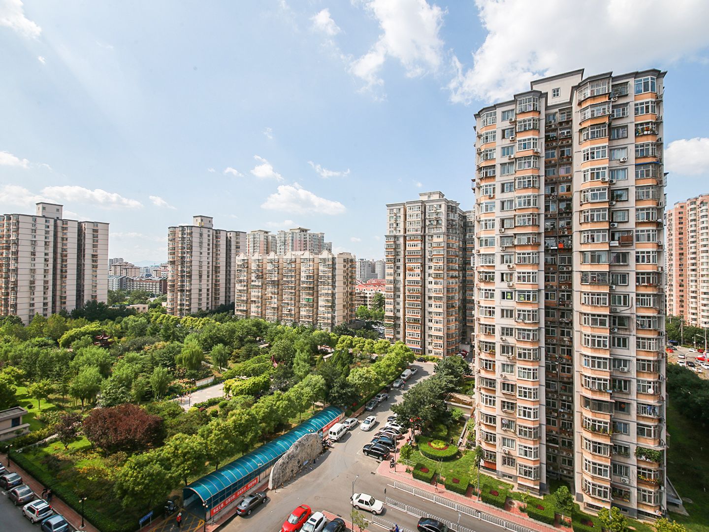 莲怡园二区7号楼4层5单元410号