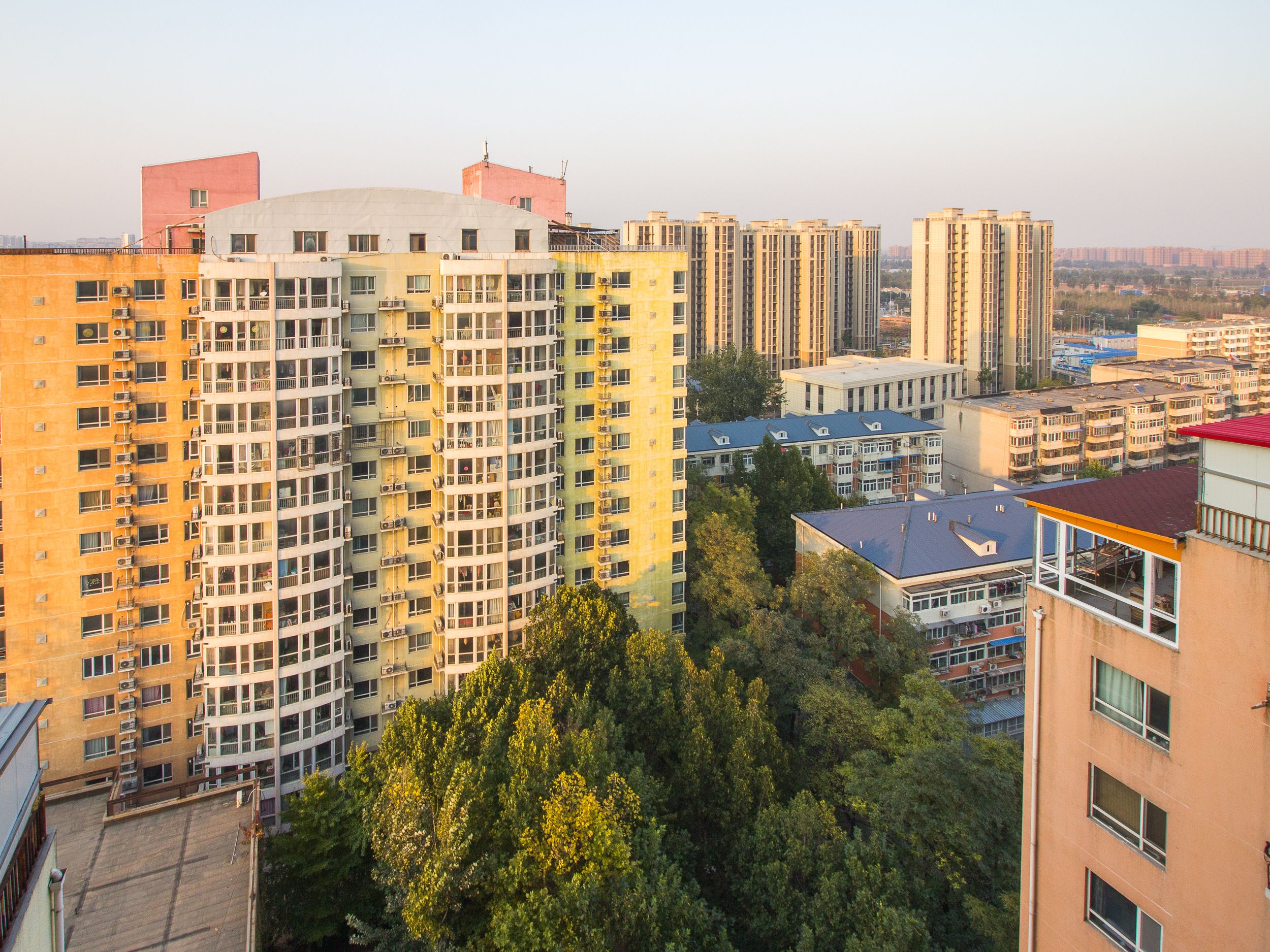 云龙家园 13号楼2层202号