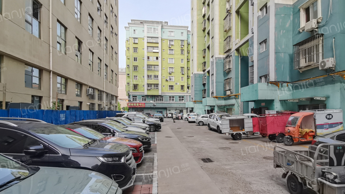 南河路4号院1号楼12层4单元1202