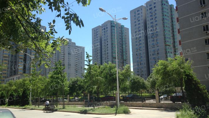 金顶街五区6号楼7层705号