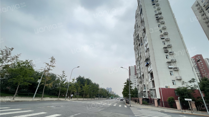 新都名苑1号楼1层1单元