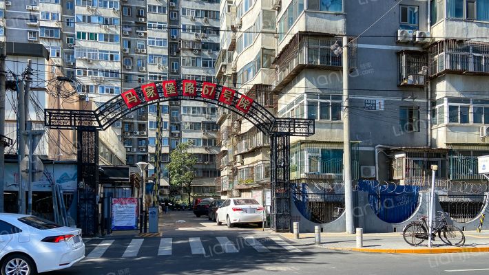 马家堡67号院 3号楼27单元201号
