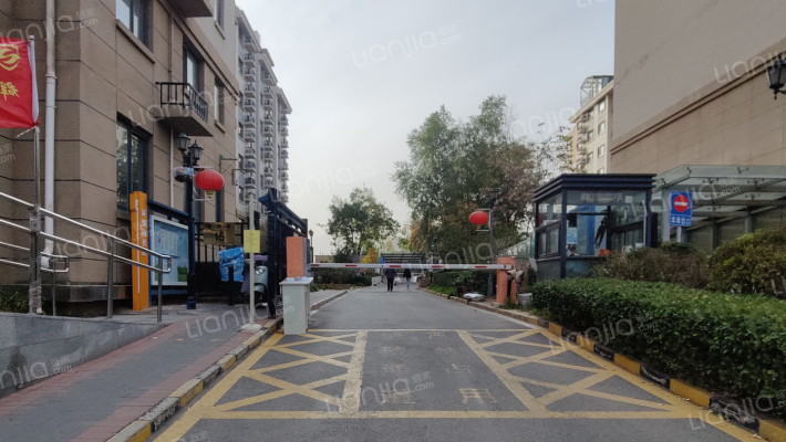 秋风路13号院1号楼1层6单元104室房屋司法拍卖公告