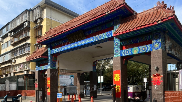 御世佳府 2号楼4层五单元302号