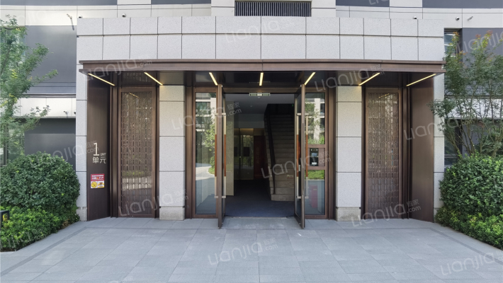 和光瑞府 9号楼71单元702号