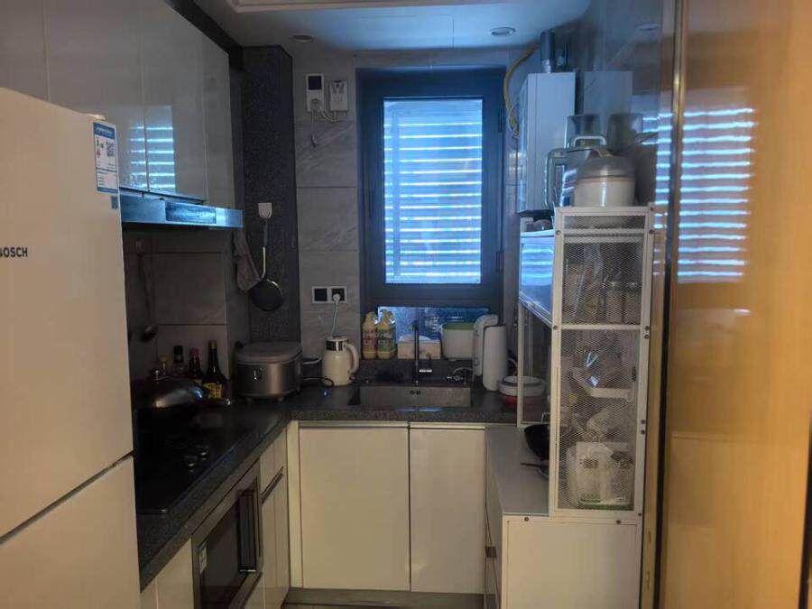 新城东街21号院1号楼10层二单元1003室