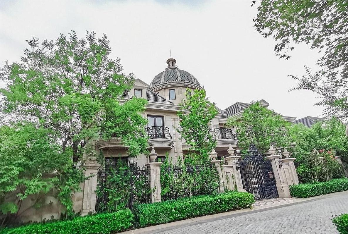 财富公馆67号楼-1-2层-1号