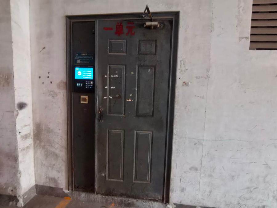 良乡地区西璐东里甲1号楼5层1-502