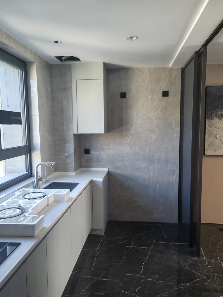 钟荟路4号院7号楼13层二单元1301、7号楼-3层311库房、2-11#-2层2090地下车库