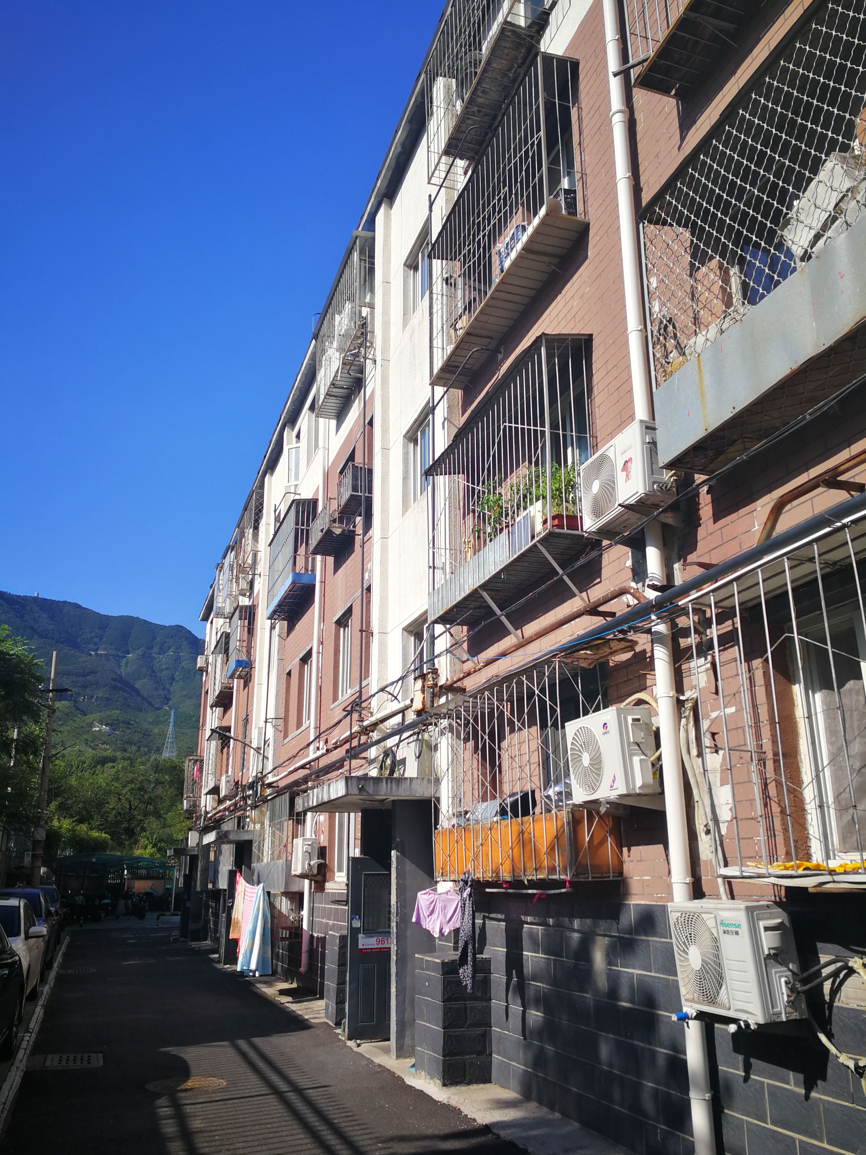 滨河楼7号楼2层1单元4号