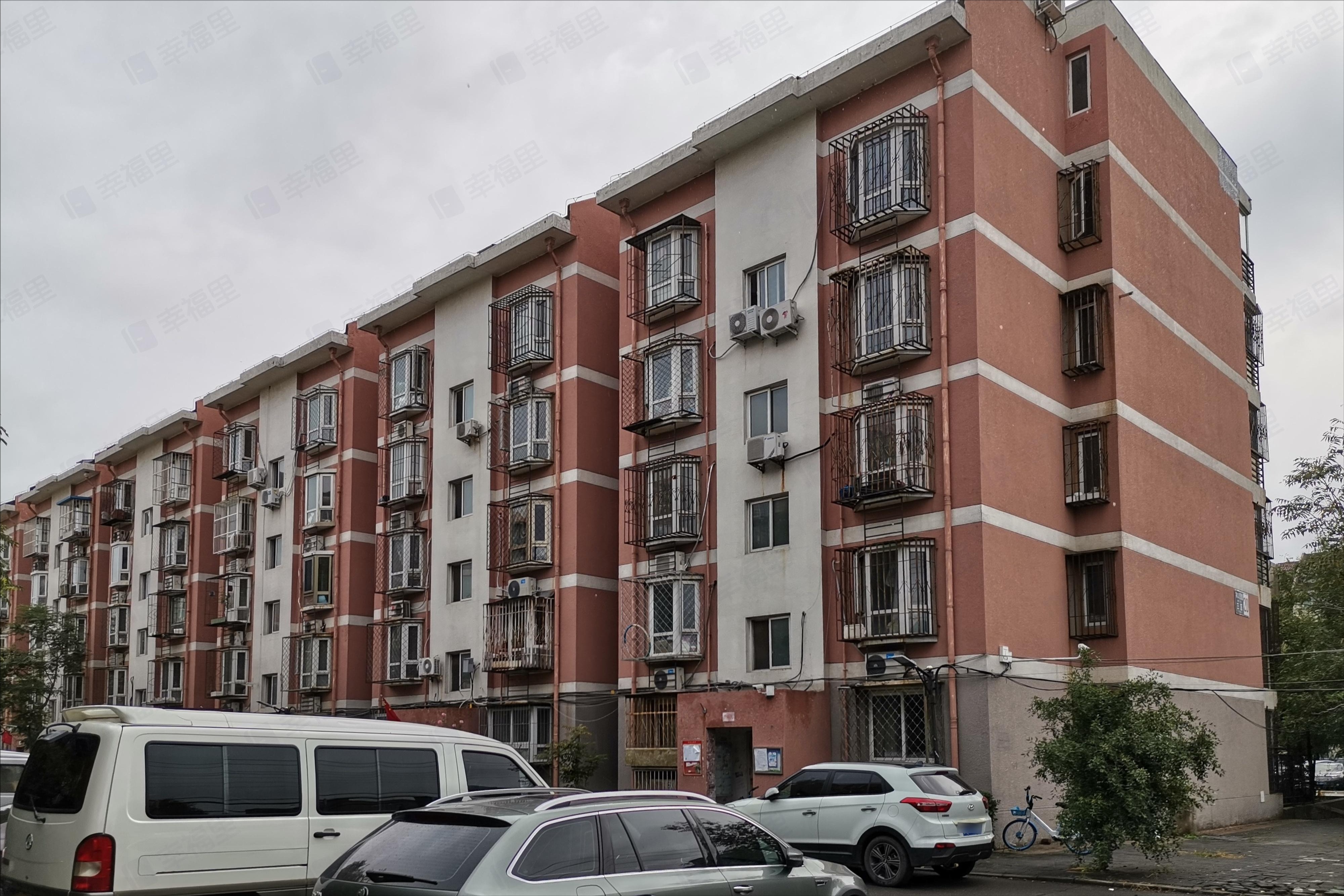 和义西里三区3号楼5层2单元502号