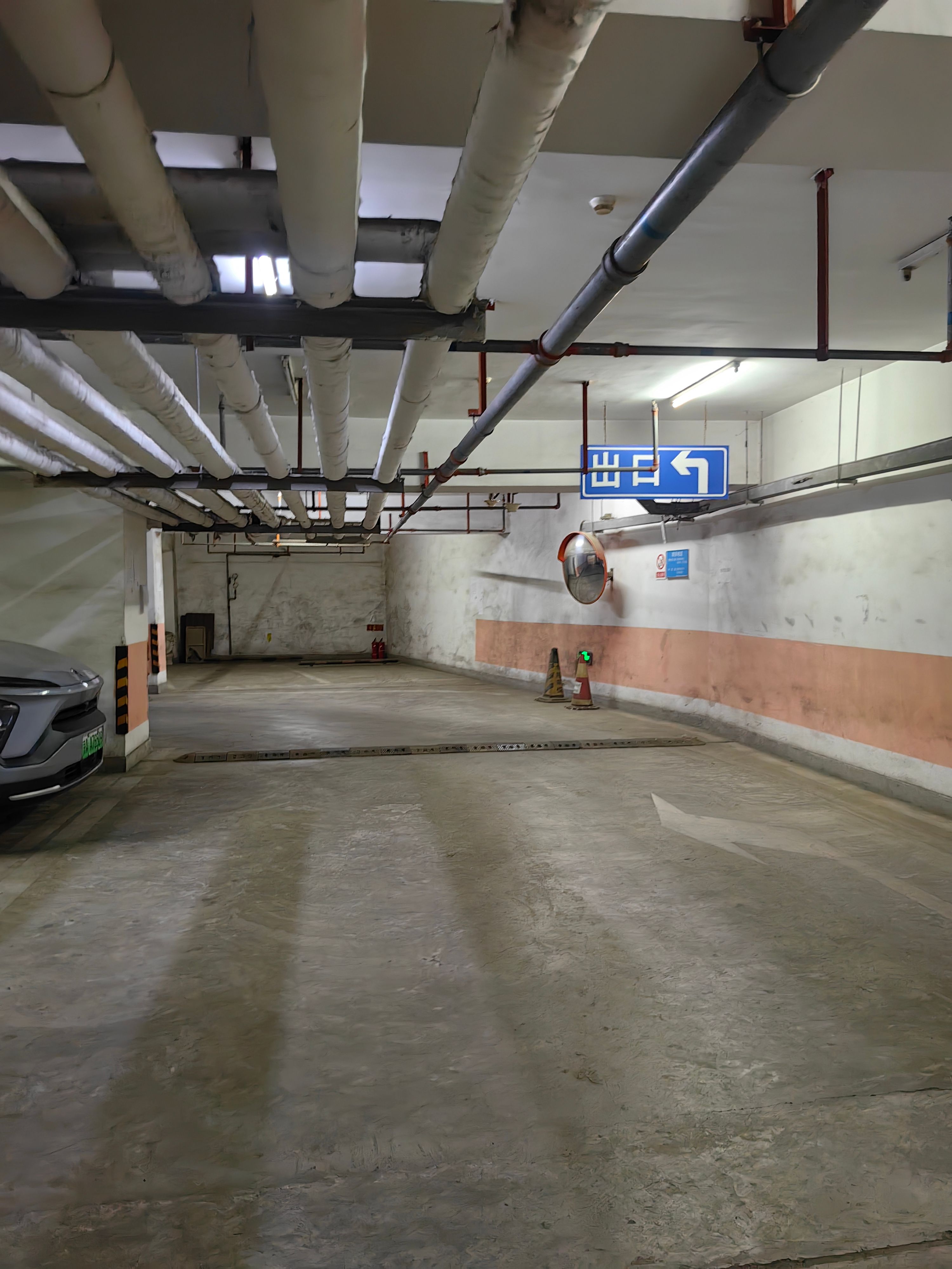 枣营北里38号楼-1层13号车位