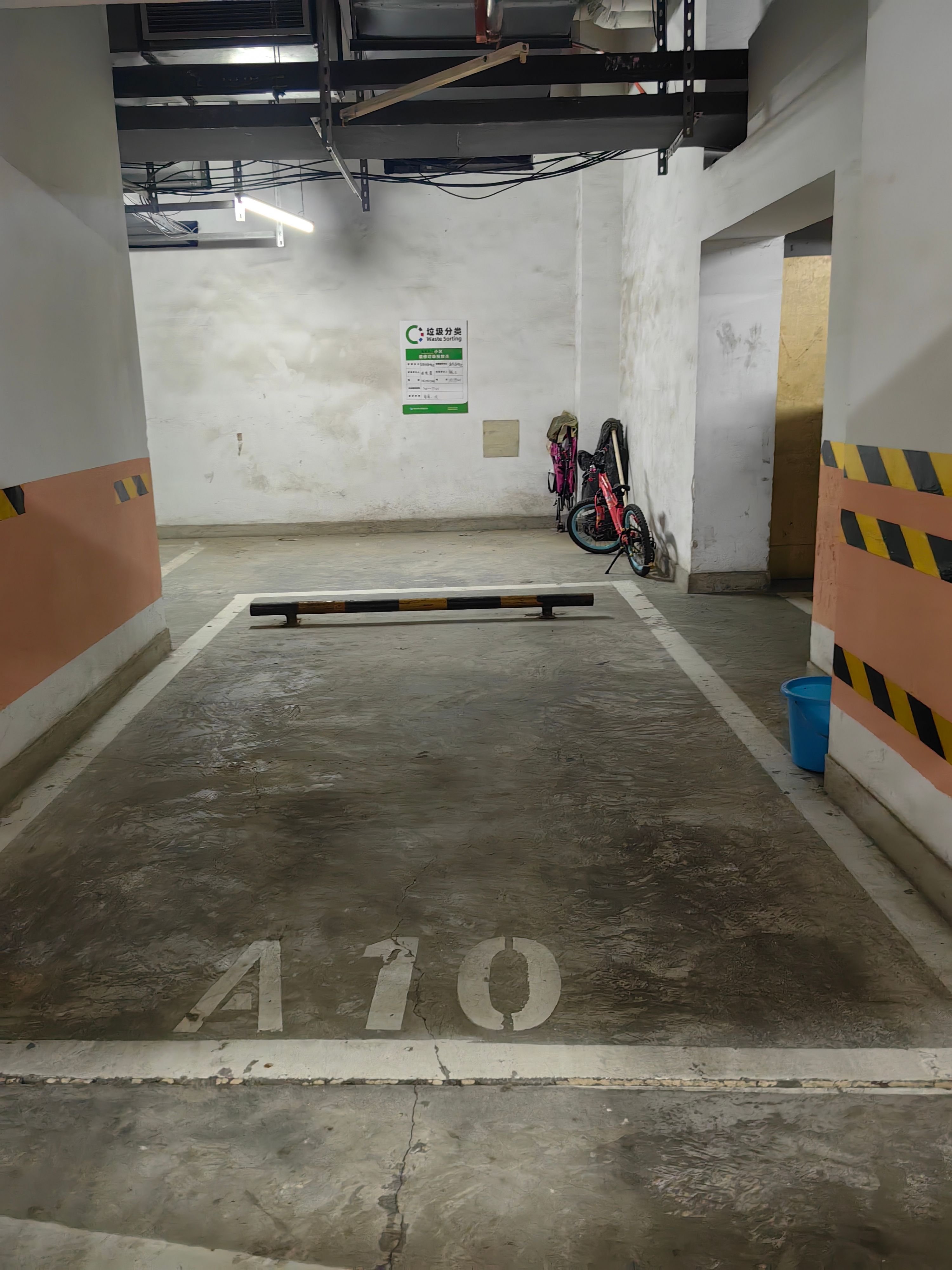 枣营北里38号楼-1层10号车位