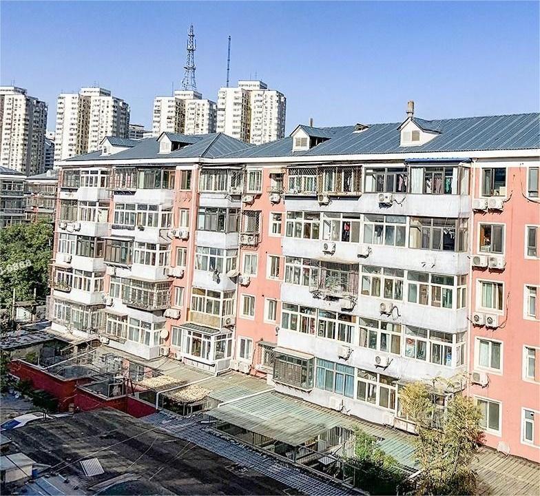 裕中东里7号楼3层5门302号
