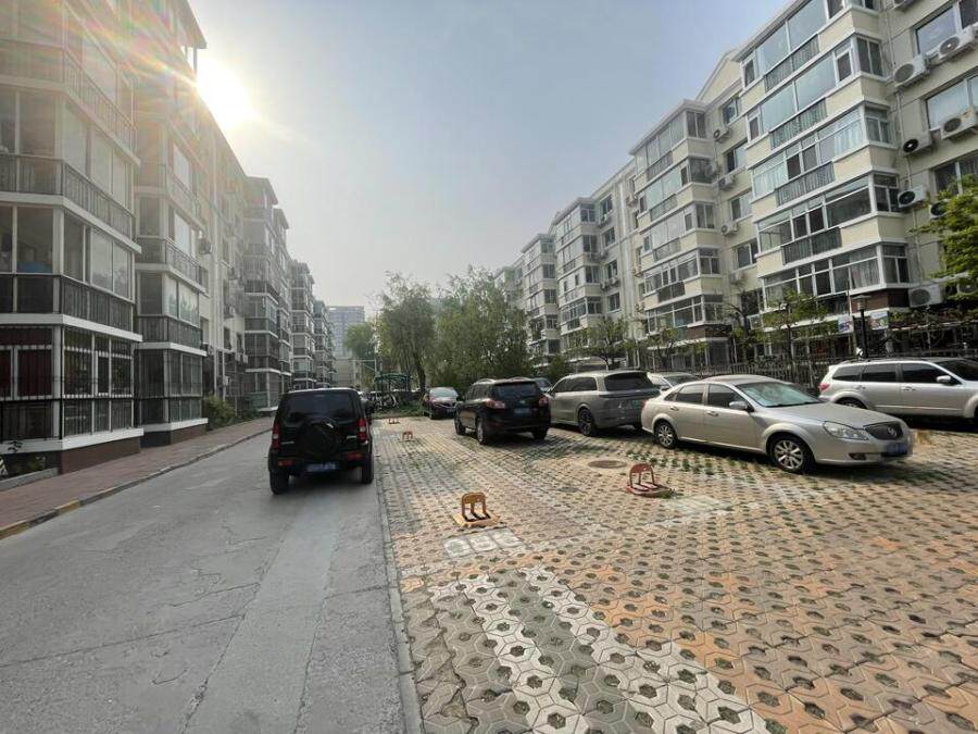 龙脉温泉 93号楼593号楼502号