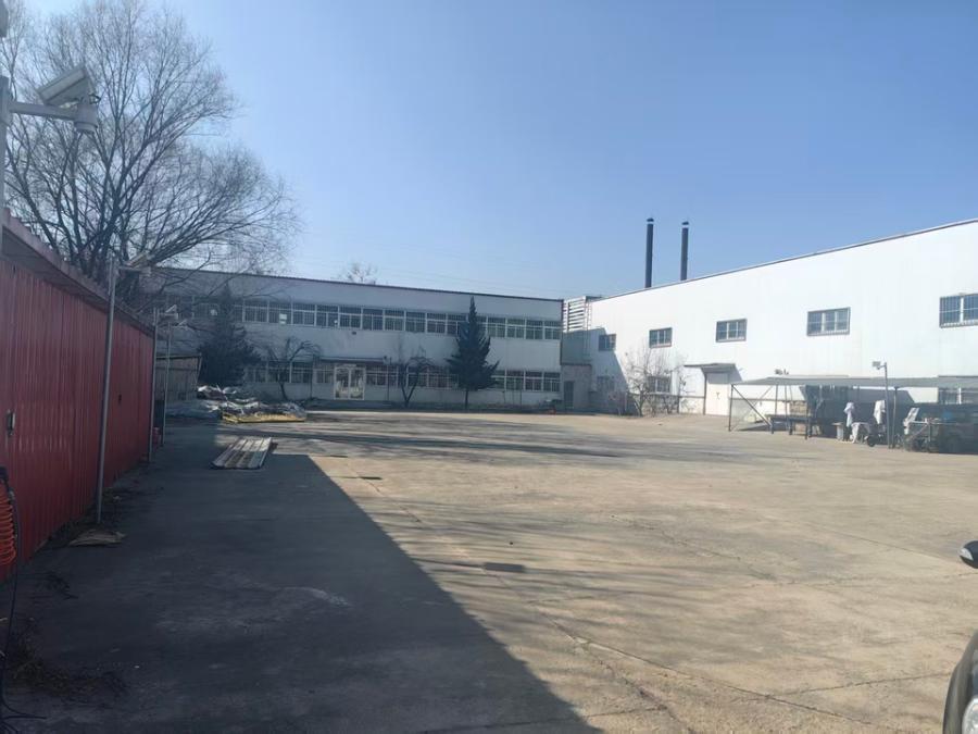 雁栖经济开发区的工业用地一块及全部地上建筑、附属设施